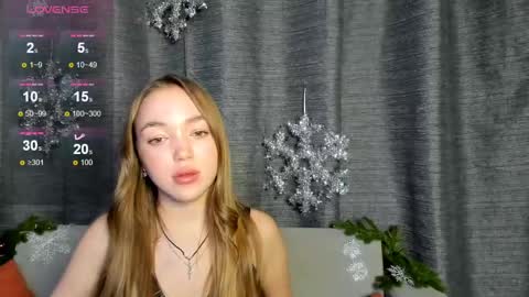 Snapshot of christy_little chatting on 01/11/25, 09:46 hristy3 online show from 01/11/25, 09:46