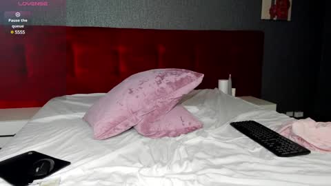 Snapshot of christy_little chatting on 02/19/25, 02:34 hristy3 online show from 02/19/25, 02:34