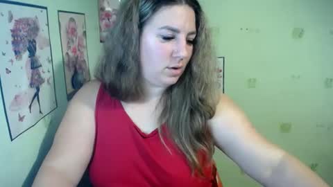 Snapshot of chrystalbella chatting on 01/28/25, 06:16 Diana online show from 01/28/25, 06:16