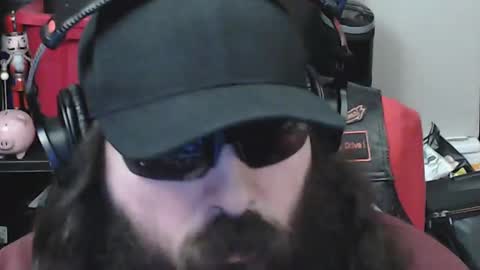 Snapshot of chubby_cash_master chatting on 11/08/25, 11:43 Owner CEO Sir Kah online show from 11/08/25, 11:43