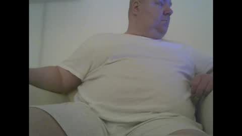 chubby_david online show from 11/07/25, 10:21