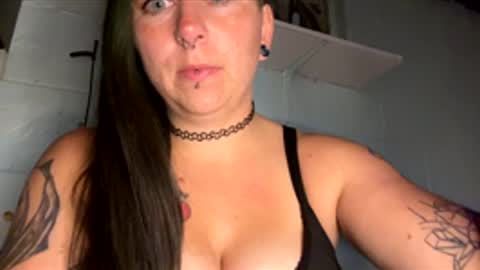 Snapshot of chuckysbride187 chatting on 12/01/25, 09:14 chuckysbride187 online show from 12/01/25, 09:14