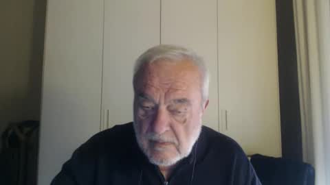 Snapshot of ciaoamoremio4 chatting on 11/05/25, 11:43 ciaoamoremio4 online show from 11/05/25, 11:43