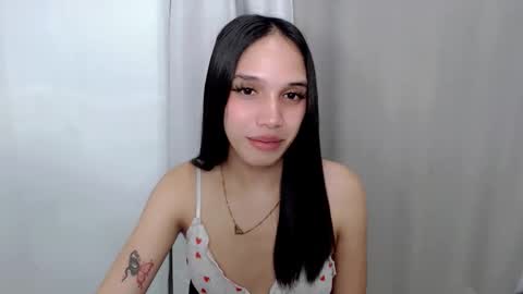 Snapshot of cici_02 chatting on 09/14/25, 01:10 call me Cici online show from 09/14/25, 01:10