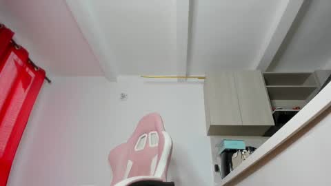 Snapshot of cielo_9 chatting on 12/19/24, 11:39 Sara INSTAGRAM SARARENDON7798 online show from 12/19/24, 11:39