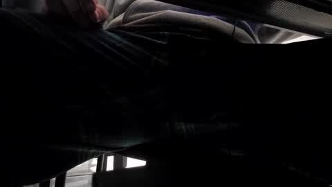 Snapshot of cigneska1 chatting on 12/31/24, 05:07 cigneska1 online show from 12/31/24, 05:07