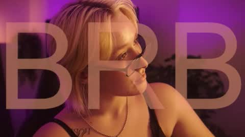 Cin Bellamy online show from 10/27/25, 02:59