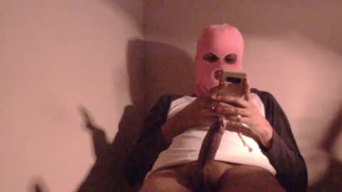 Snapshot of cincopulgadas chatting on 02/09/25, 01:56 Ernesto online show from 02/09/25, 01:56