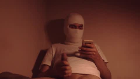 Snapshot of cincopulgadas chatting on 02/12/25, 11:40 Ernesto online show from 02/12/25, 11:40