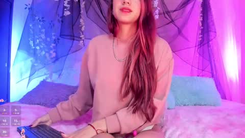 Snapshot of cinderella_lewis chatting on 02/20/25, 06:17 Sofi Eva and Mey online show from 02/20/25, 06:17