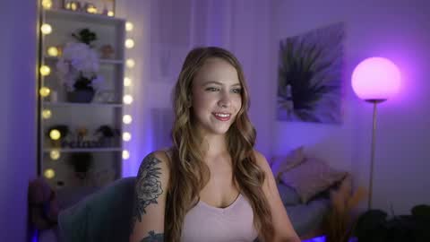 Snapshot of cindy_grey_ chatting on 09/20/25, 06:31 Cintybaby online show from 09/20/25, 06:31