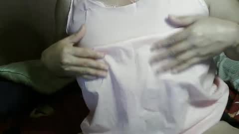 Snapshot of cindy_hot23 chatting on 01/16/25, 11:06 cindy_hot23 online show from 01/16/25, 11:06