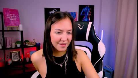 Snapshot of cindysparkl chatting on 10/15/25, 04:56 Cindy online show from 10/15/25, 04:56