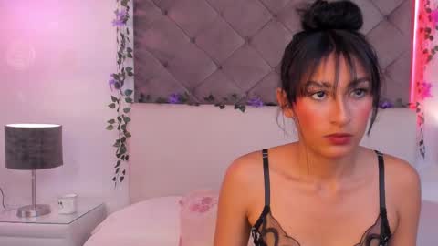 Karla  online show from 09/12/25, 01:44