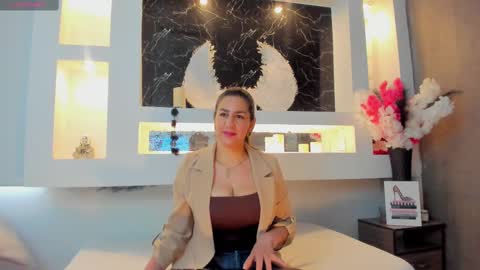 Snapshot of cinthya_mjs chatting on 10/04/25, 12:25 Cinthya online show from 10/04/25, 12:25