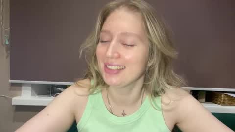 citrusblissss online show from 10/06/25, 02:03