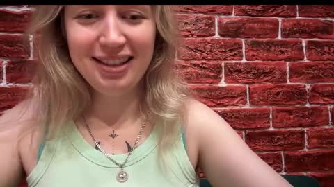 citrusblissss online show from 10/20/25, 02:17