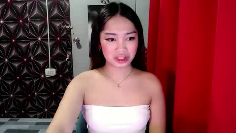 Snapshot of citygirl_squirtx chatting on 09/19/25, 12:12 citygirl_squirtx online show from 09/19/25, 12:12