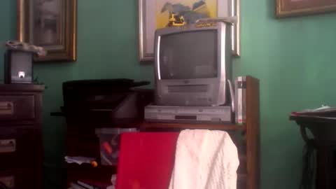 Snapshot of ciuk chatting on 10/10/25, 08:46 ciuk online show from 10/10/25, 08:46