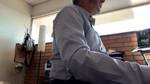 Cjd32 online show from 10/14/25, 07:03