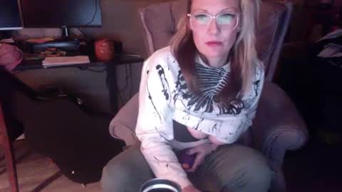 Snapshot of cj_wunderlust chatting on 10/01/25, 12:33 cj_wunderlust online show from 10/01/25, 12:33