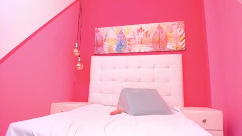 Snapshot of claire_aristizabal chatting on 01/24/25, 10:11 claire aristizabal online show from 01/24/25, 10:11