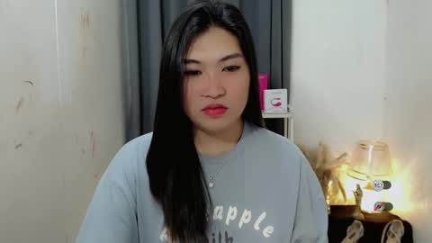 Snapshot of clairewntr_ chatting on 10/08/25, 05:16 CLAIRE online show from 10/08/25, 05:16