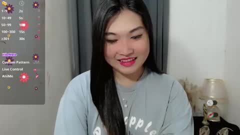 Snapshot of clairewntr_ chatting on 10/10/25, 04:44 CLAIRE online show from 10/10/25, 04:44