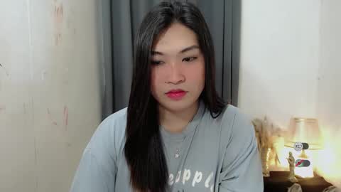 Snapshot of clairewntr_ chatting on 10/12/25, 05:06 CLAIRE online show from 10/12/25, 05:06