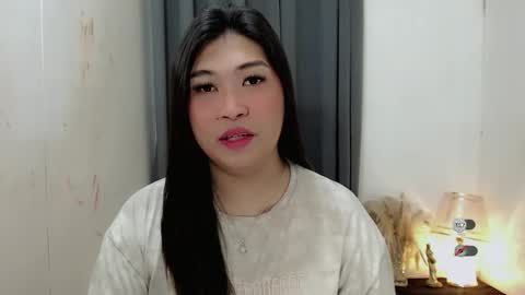 Snapshot of clairewntr_ chatting on 10/16/25, 05:30 CLAIRE online show from 10/16/25, 05:30