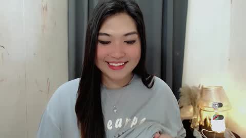 Snapshot of clairewntr_ chatting on 10/24/25, 06:54 CLAIRE online show from 10/24/25, 06:54