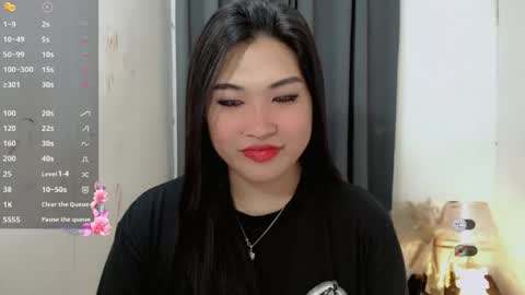 Snapshot of clairewntr_ chatting on 11/10/25, 02:32 CLAIRE online show from 11/10/25, 02:32