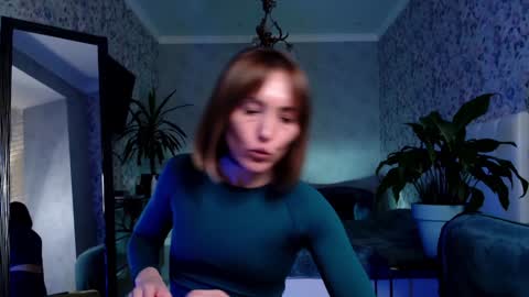 Snapshot of clara_bendover chatting on 12/05/24, 06:44 Clara online show from 12/05/24, 06:44