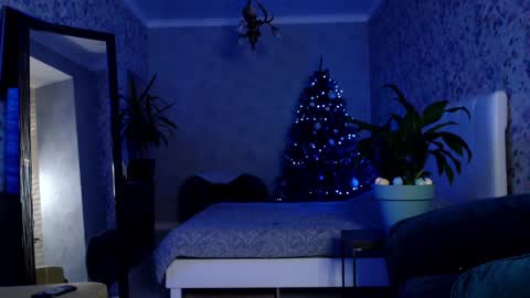 Snapshot of clara_bendover chatting on 12/26/24, 07:16 Clara online show from 12/26/24, 07:16