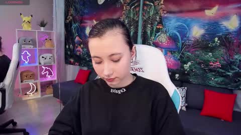 clarabenson online show from 10/14/25, 06:31