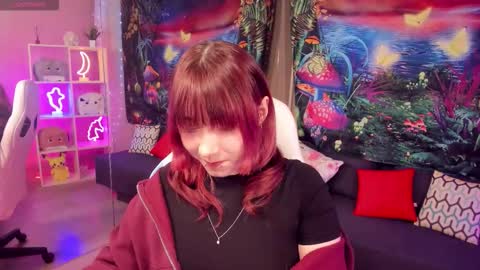 clarabenson online show from 11/20/25, 07:24