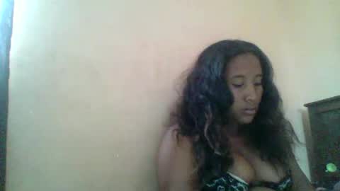 Clarah0123 online show from 02/04/25, 08:56