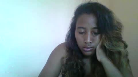 Clarah0123 online show from 03/06/25, 07:36