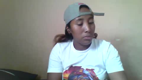 Clarah0123 online show from 10/10/25, 09:08