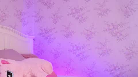 Snapshot of clarahazell chatting on 10/21/25, 03:51 ClaraHazel online show from 10/21/25, 03:51