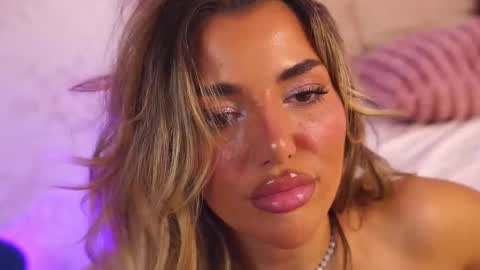 Snapshot of clarahazell chatting on 11/07/25, 05:40 ClaraHazel online show from 11/07/25, 05:40