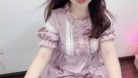 Snapshot of clari_yumi chatting on 11/10/25, 01:15 Clari online show from 11/10/25, 01:15