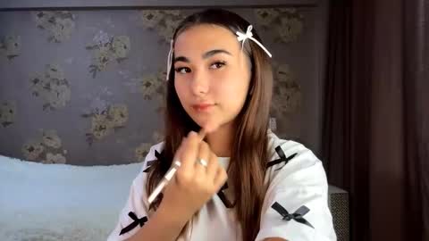 Yuna online show from 10/06/25, 08:34