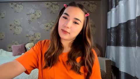 Yuna online show from 10/30/25, 11:22