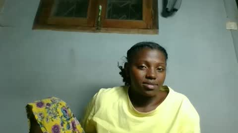 clarisse98 online show from 10/18/25, 07:14