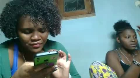 clarisse98 online show from 10/28/25, 03:47