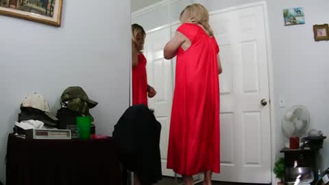 Claudia online show from 01/21/25, 05:30