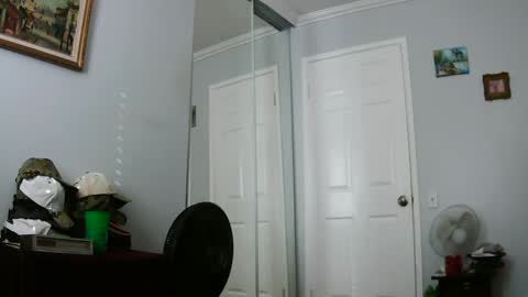 Claudia online show from 02/26/25, 03:52