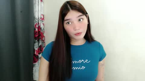 Snapshot of claudia_slut chatting on 10/09/25, 02:48 Claudia online show from 10/09/25, 02:48