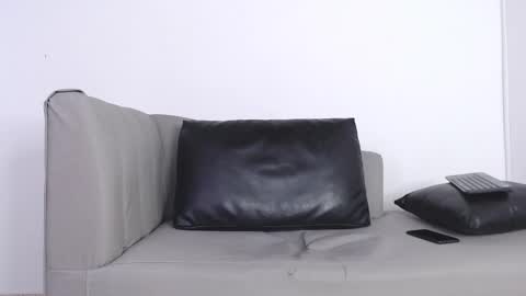    online show from 03/05/25, 12:22